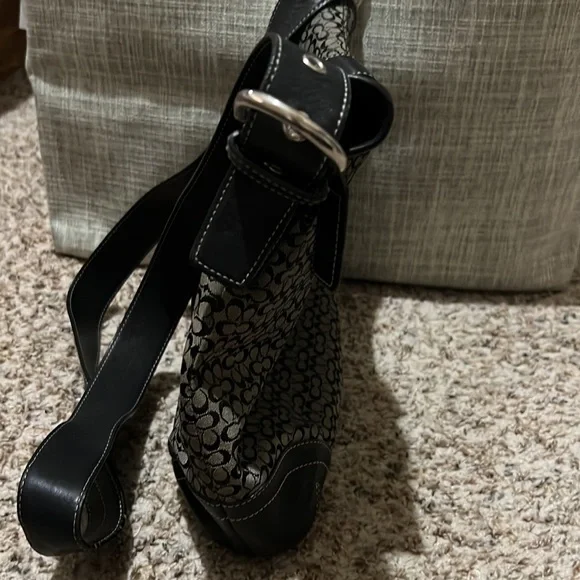 Pre-owned Coach Signature C Black Leather/canvas Crossbody Bag - Picture 4 of 10